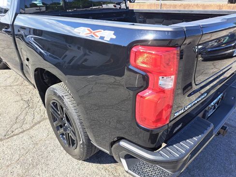 Certified 2023 Chevrolet Silverado 1500 RST AWD/4WD image 20