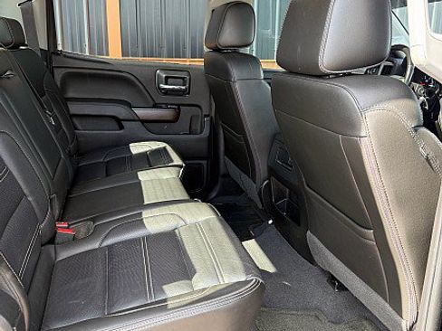 Used 2019 GMC Sierra 2500 Denali AWD/4WD image 9