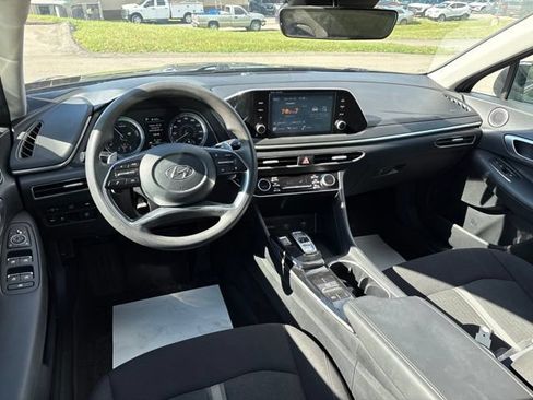 Used 2022 Hyundai Sonata Blue FWD image 11