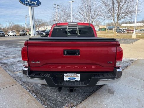 Used 2016 Toyota Tacoma SR5 image 6