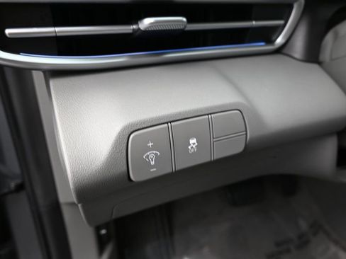 Certified 2024 Hyundai Elantra SEL FWD image 13
