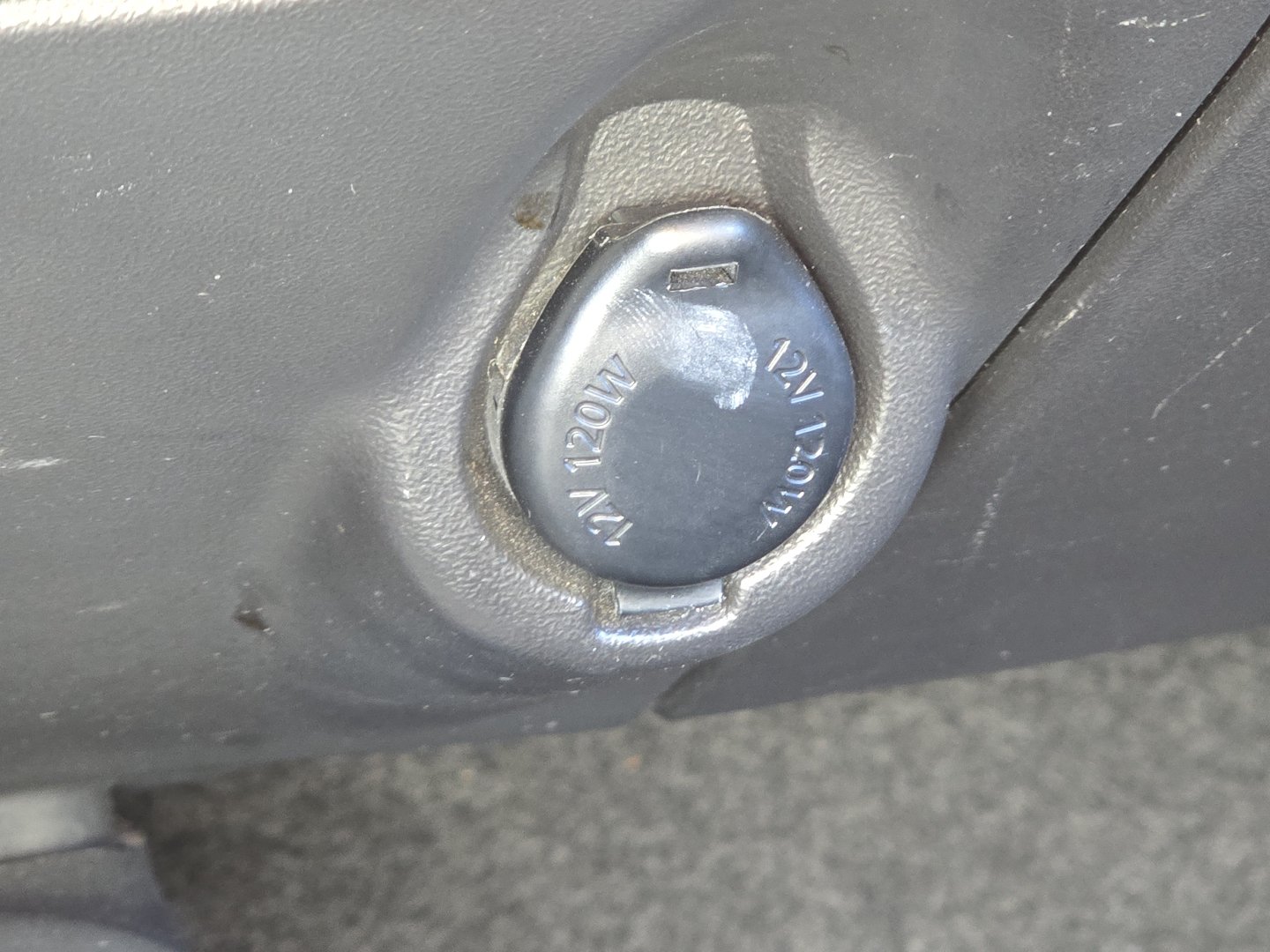 Used 2024 Mitsubishi Mirage ES FWD image 9