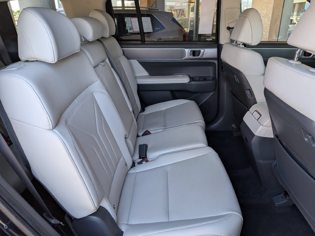 Used 2026 Hyundai Santa Fe SEL AWD/4WD image 29