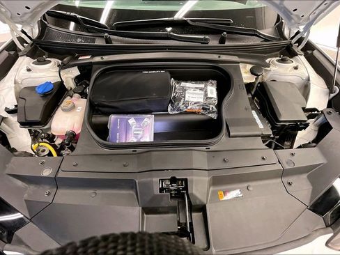 Used 2025 Hyundai Ioniq 6 SEL RWD image 9