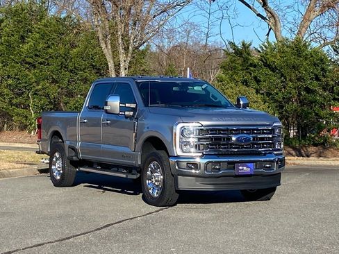 Certified 2024 Ford F250 Lariat w/ Chrome Package image 2