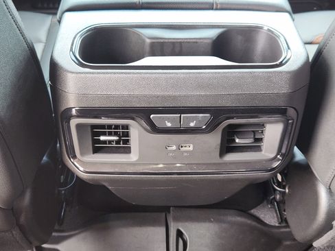 Used 2025 GMC Sierra 2500 AT4 AWD/4WD image 31