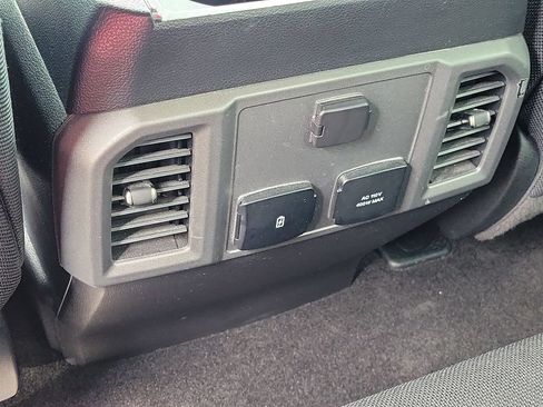 Used 2018 Ford F150 Raptor AWD/4WD image 16