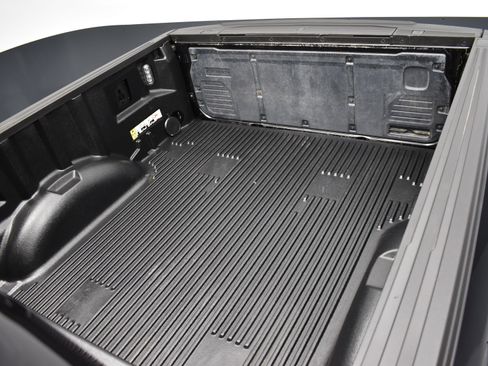 Used 2022 Ford F150 XLT w/ Equipment Group 302A High image 39