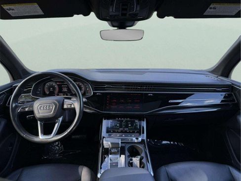 Used 2021 Audi Q7 3.0T Premium Plus w/ Premium Plus Package AWD/4WD image 9