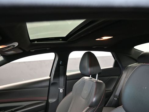 Used 2023 Hyundai Elantra N Line image 11