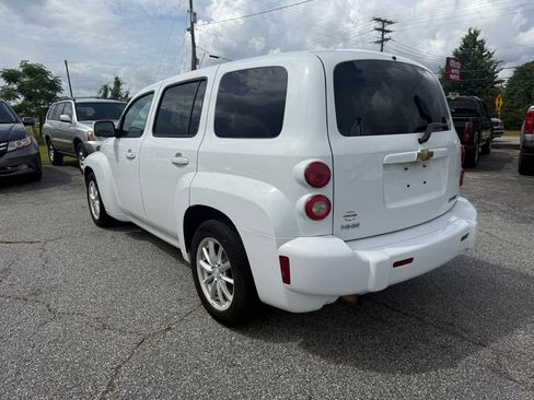 Used 2011 Chevrolet HHR LT FWD image 5