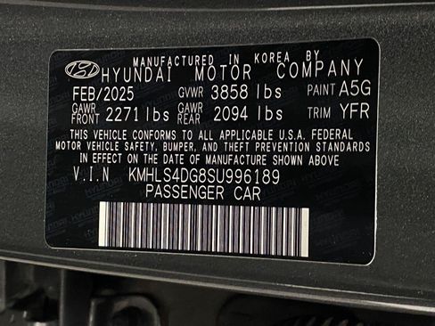 Certified 2025 Hyundai Elantra SEL FWD image 34