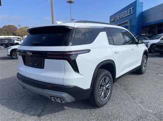 New 2026 Chevrolet Traverse LT video 3