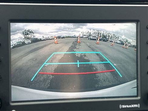 Used 2020 Toyota RAV4 LE image 28