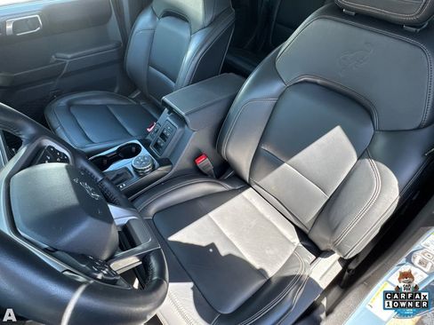 Used 2025 Ford Bronco Badlands AWD/4WD image 8