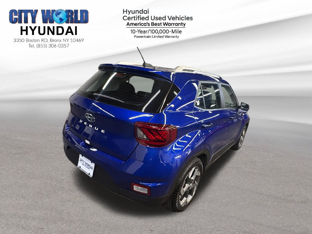Used 2025 Hyundai Venue Limited FWD image 5