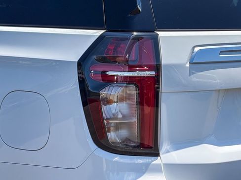 Used 2024 Chevrolet Tahoe High Country w/ Advanced Technology Package AWD/4WD image 8