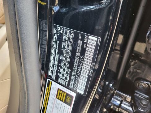 Used 2017 Mercedes-Benz GLS 450 4MATIC image 31