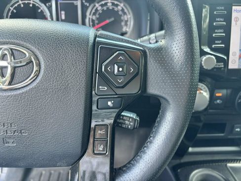 Used 2020 Toyota 4Runner TRD Off-Road Premium w/ Moonroof Package AWD/4WD image 35