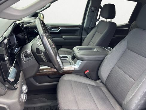Used 2022 GMC Sierra 1500 Elevation w/ Preferred Package AWD/4WD image 8