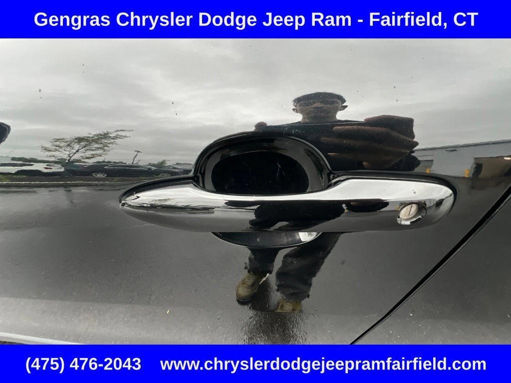 Used 2026 Toyota Corolla Cross L AWD/4WD image 35