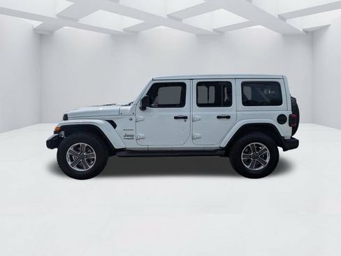 Used 2021 Jeep Wrangler Unlimited Sahara AWD/4WD image 9
