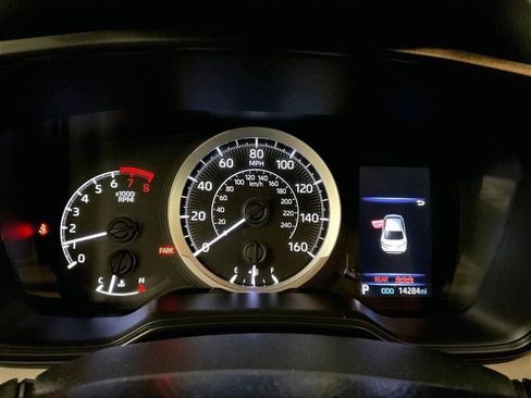 Used 2021 Toyota Corolla LE image 19