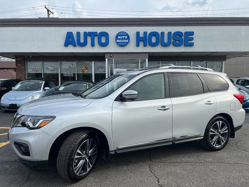 Used 2018 Nissan Pathfinder Platinum image 1