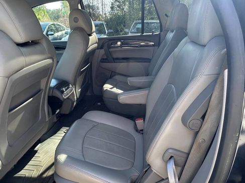 Used 2015 Buick Enclave Leather image 12