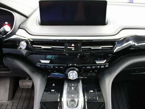 Used 2023 Acura MDX SH-AWD w/ Technology Package image 14