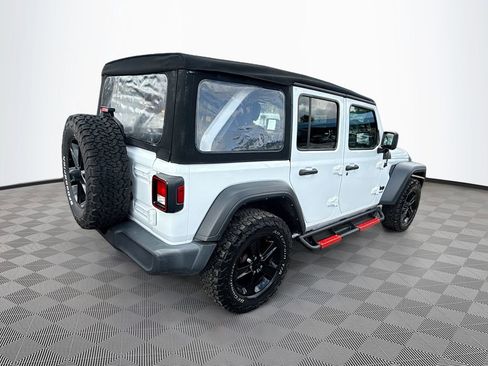 Used 2022 Jeep Wrangler Unlimited Sport AWD/4WD image 6