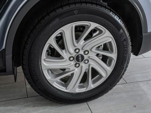 Used 2022 Lincoln Corsair FWD image 49