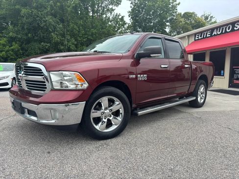 Used 2016 RAM 1500 Big Horn RWD image 3