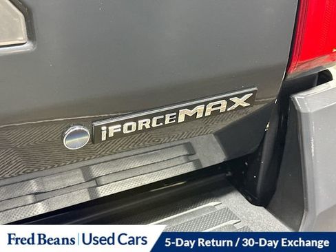 Used 2025 Toyota Tacoma Limited image 31