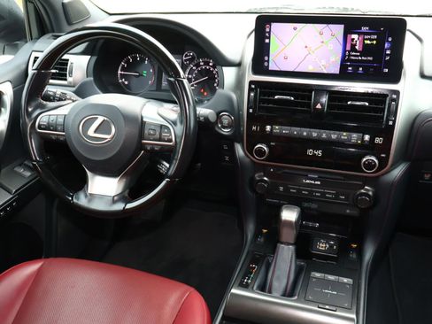 Used 2023 Lexus GX 460 Premium image 11