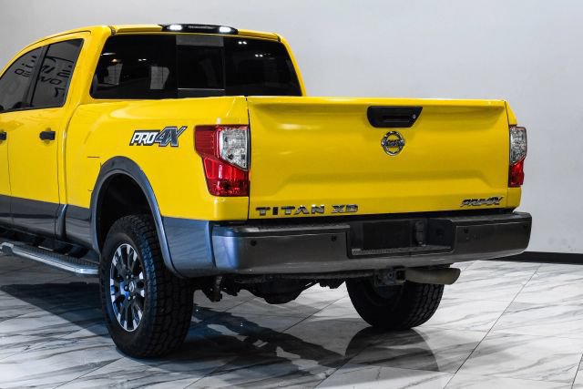Used 2017 Nissan Titan PRO-4X w/ Pro-4x Convenience Package AWD/4WD image 13