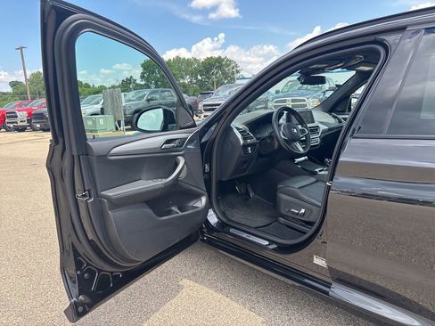 Used 2024 BMW X3 xDrive30i w/ M Sport Package AWD/4WD image 13