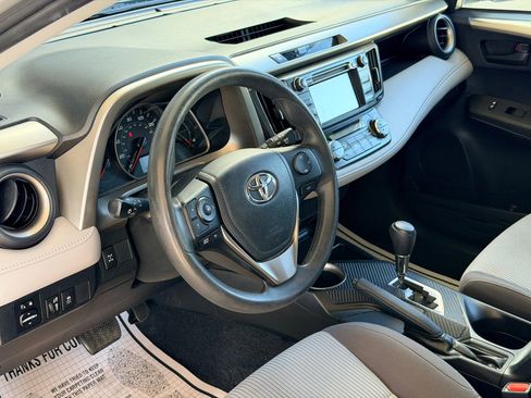 Used 2013 Toyota RAV4 XLE image 6