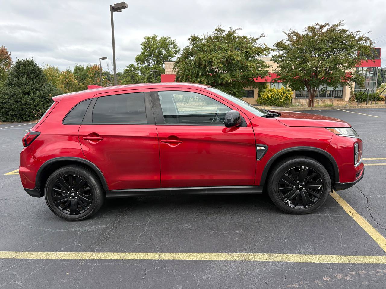 Used 2021 Mitsubishi Outlander Sport ES AWD/4WD image 4