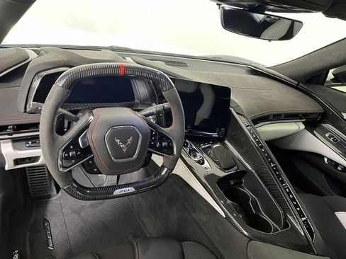Used 2023 Chevrolet Corvette Z06 w/ Z07 Performance Package image 12