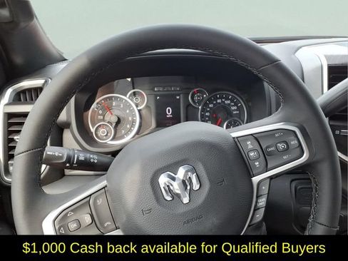 New 2026 RAM 2500 Big Horn AWD/4WD image 7