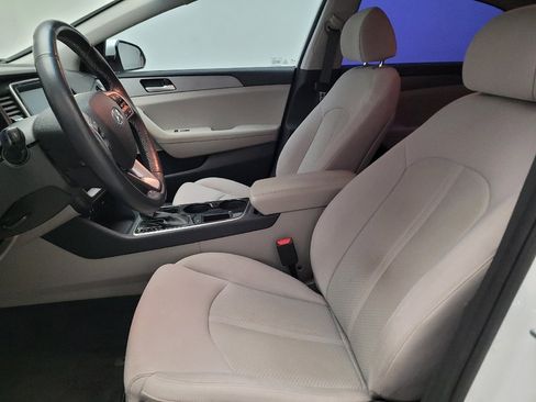 Used 2018 Hyundai Sonata SE FWD image 17