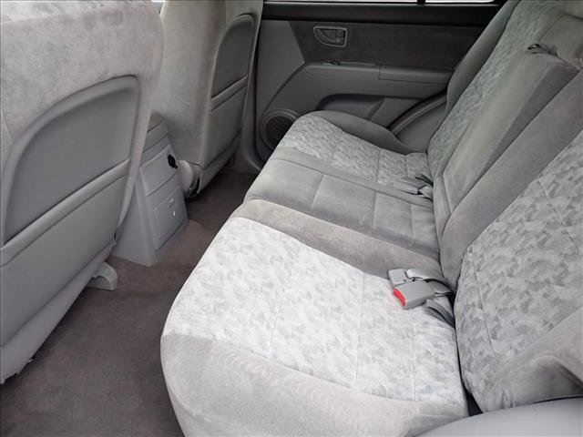 Used 2008 Kia Sorento 4WD image 9