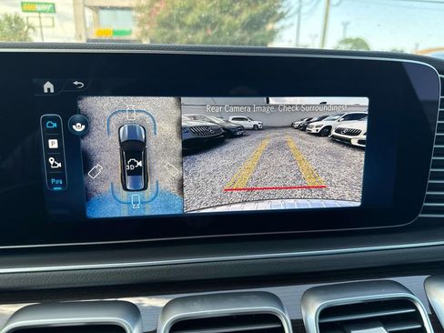 New 2026 Mercedes-Benz GLS 580 4MATIC image 12