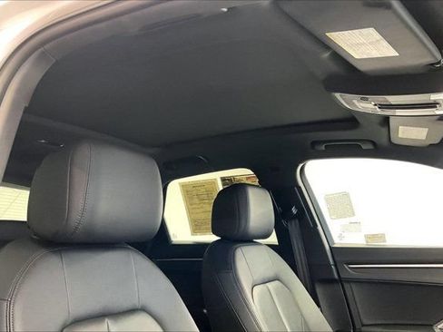 Used 2024 Audi Q3 2.0T Premium AWD/4WD image 24