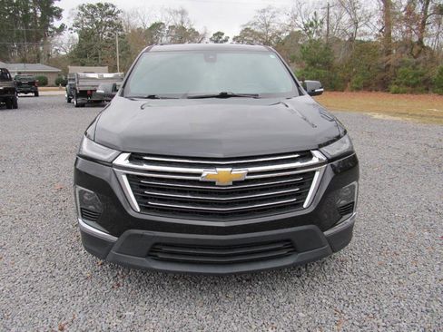 Used 2023 Chevrolet Traverse LT image 9