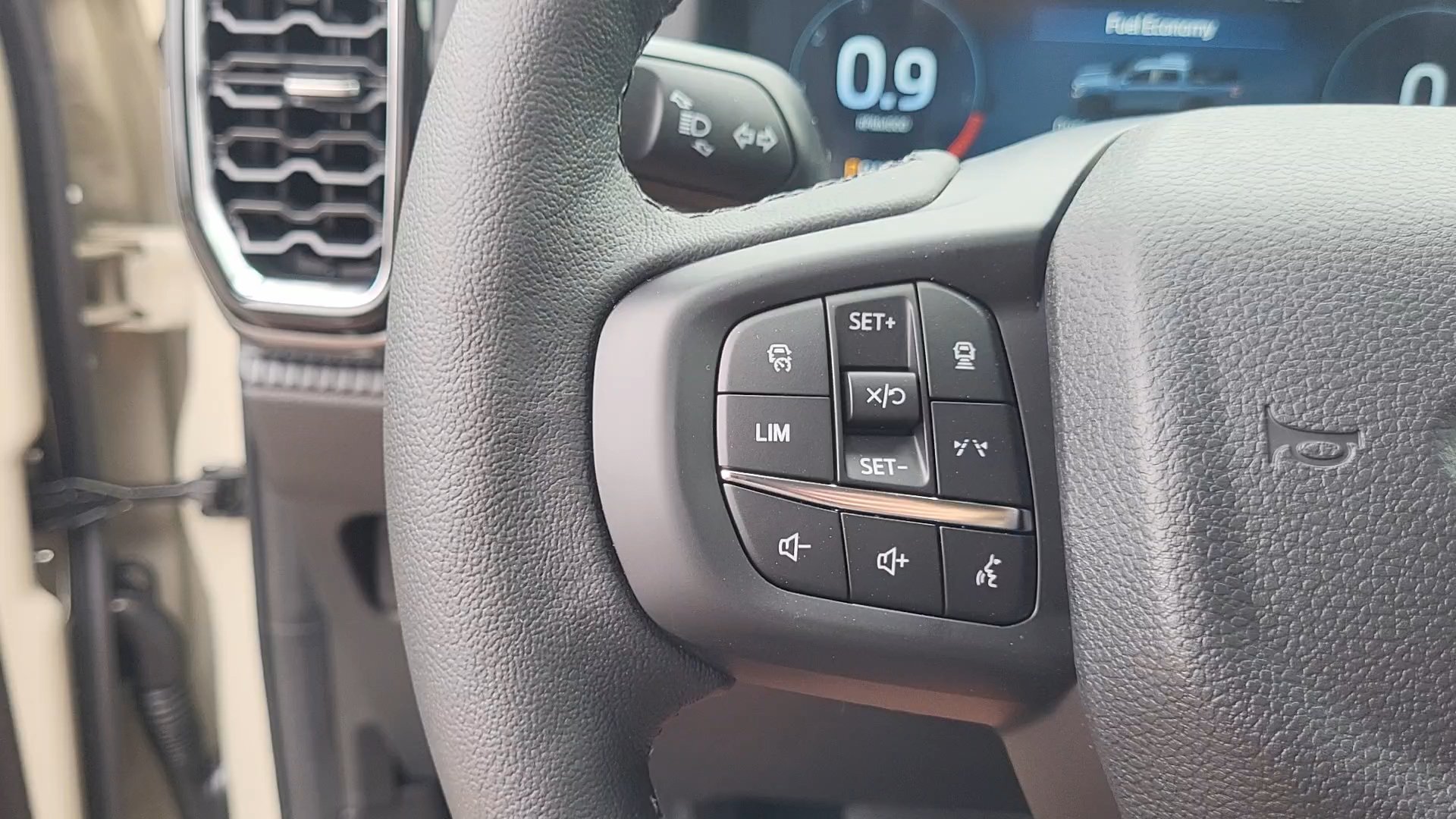 New 2026 Ford Ranger Lariat w/ FX4 Off-Road Package AWD/4WD image 15