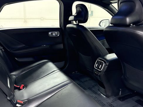 Used 2023 Hyundai Ioniq 6 SEL image 19