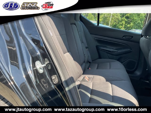 Used 2024 Nissan Altima 2.5 S FWD image 12