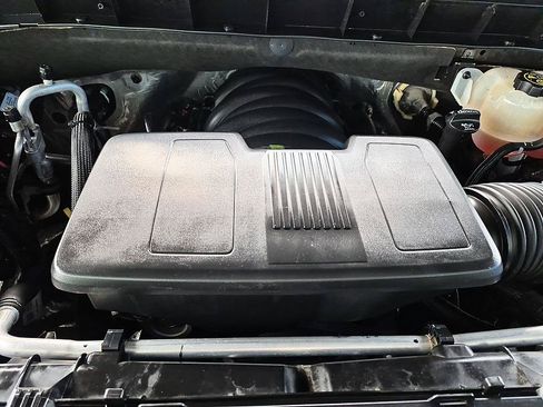 Certified 2022 Chevrolet Silverado 1500 LT Trail Boss w/ Convenience Package II AWD/4WD image 35